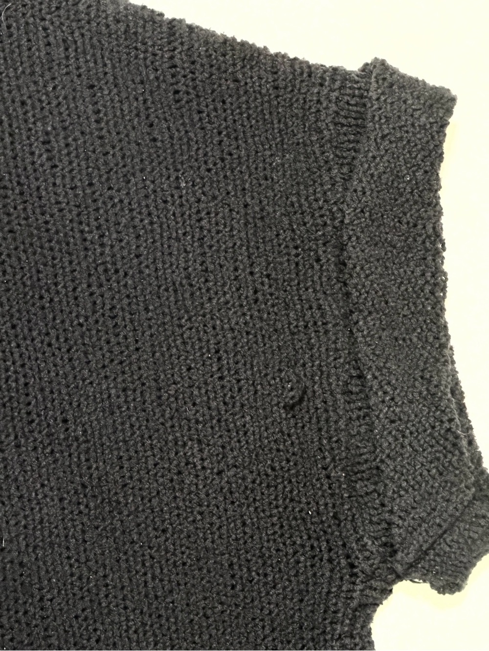 LILLA P Women's Black Knit V-Neck Short Sleeve Sweater Top Size XL - Picture 8 of 10